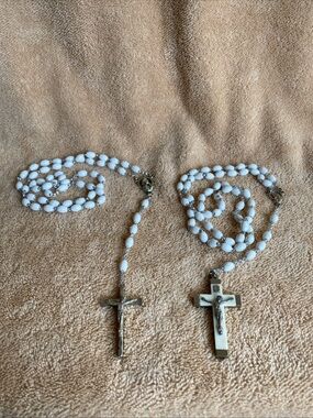 Vintage White Beaded  Silver Tone Religious Rosary Pair Crucifix ~ Made Italy